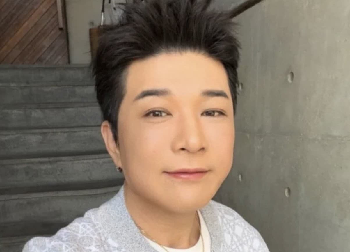 Super Junior神童東京旅行照下巴線條突出 親自回應網民質疑:唔係AI